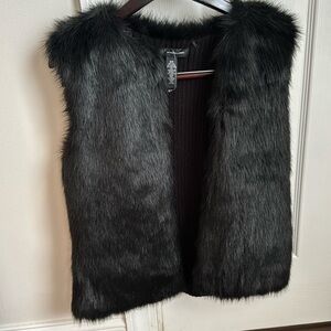 Inc International Concepts faux fur black vest Small/Medium